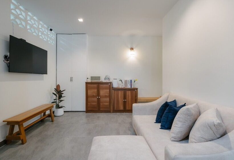 هتل Blue Rabbit Phuket