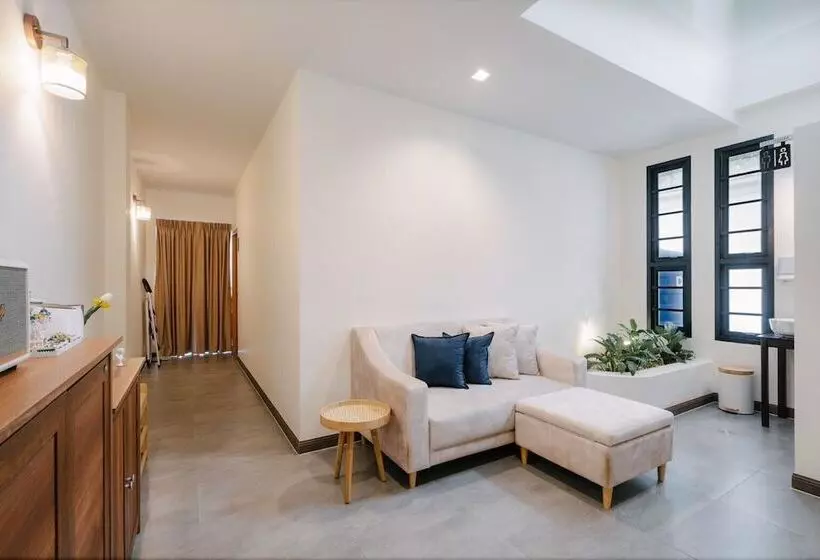 Hotelli Blue Rabbit Phuket