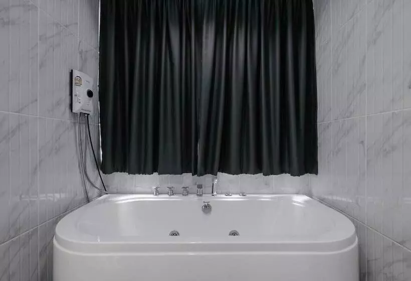 Hotelli Blue Rabbit Phuket