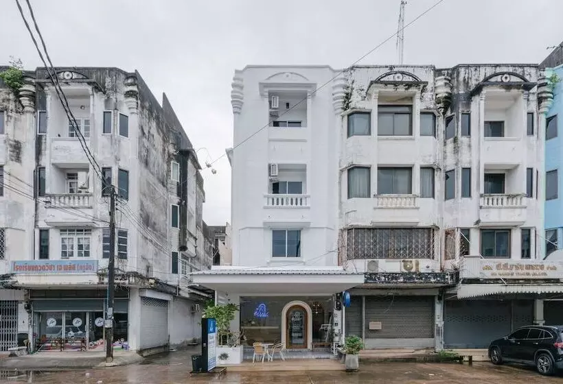 Hotelli Blue Rabbit Phuket