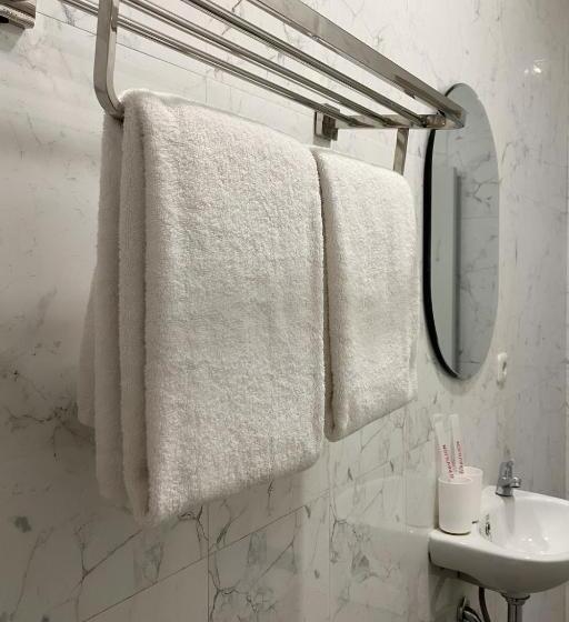 هتل D'pavilion Malioboro