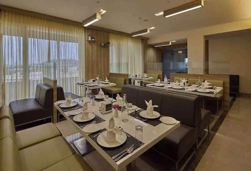 Hotelli Grand Continent Hosur A Sarovar Portico Affiliate