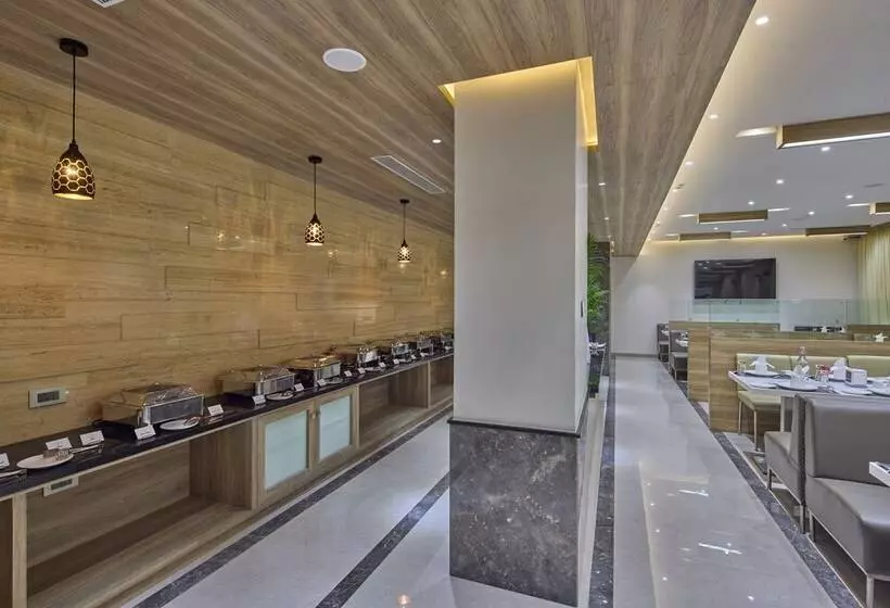 Hotelli Grand Continent Hosur A Sarovar Portico Affiliate