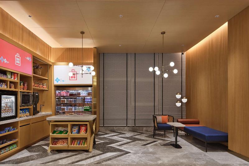 فندق Hilton Garden Inn Kunming Dianchi