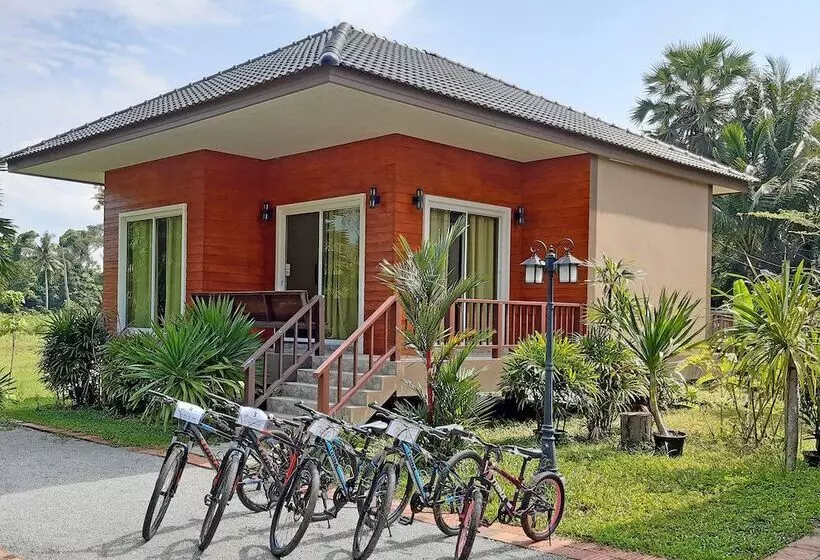 Hotelli Maikhao Residence