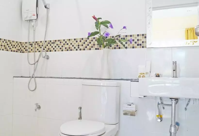 Hotelli Maikhao Residence