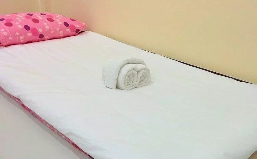 Hotelli Maikhao Residence