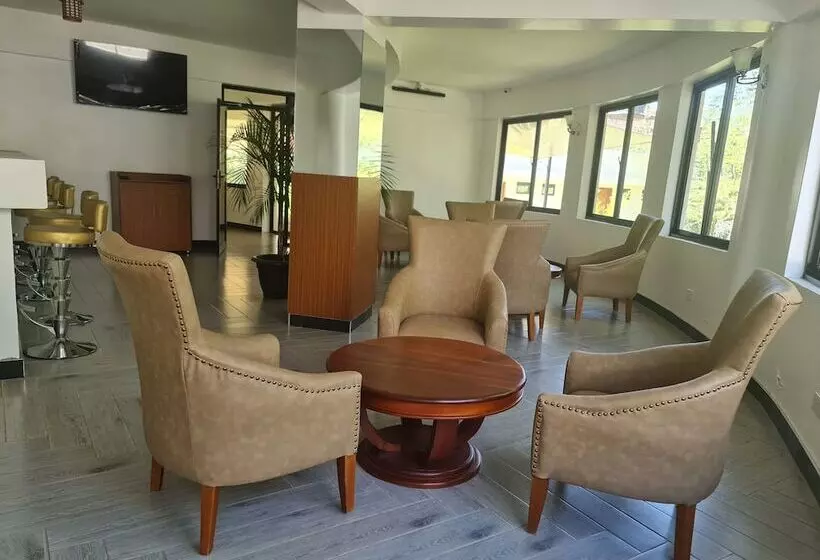 هتل Ol Muteita Lodge