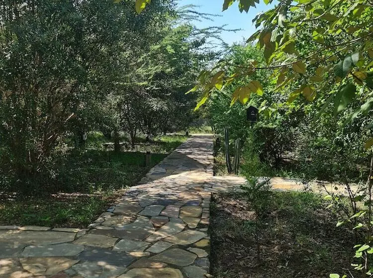 هتل Ol Muteita Lodge