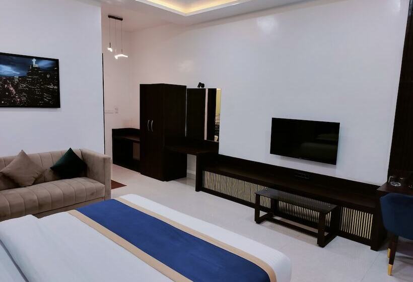 בית מלון כפרי Om