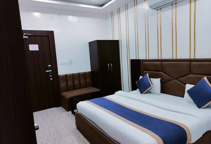 בית מלון כפרי Om