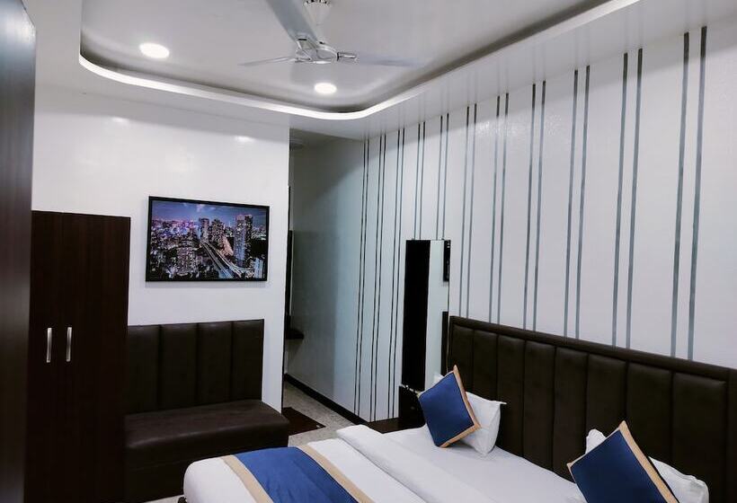 בית מלון כפרי Om