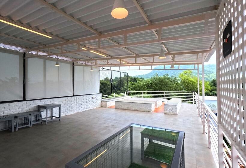 ホテル Privystays Kurul Villa