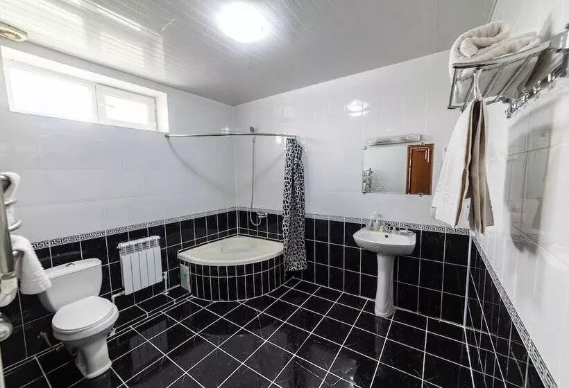 Hotelli Qibla Tozabog