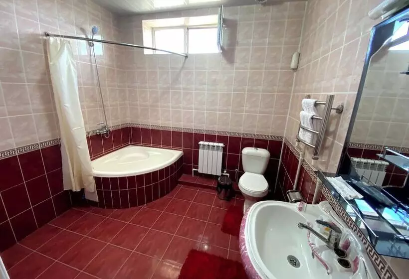 Hotelli Qibla Tozabog