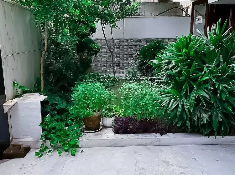 Hotelli Roomshala 117 Shubham Residency