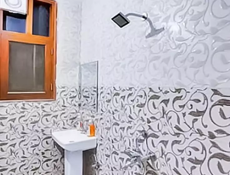 Hotelli Roomshala 117 Shubham Residency