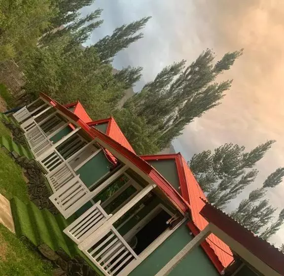 هتل The Mountain Cottage Skardu