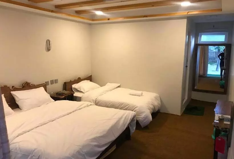 هتل The Mountain Cottage Skardu