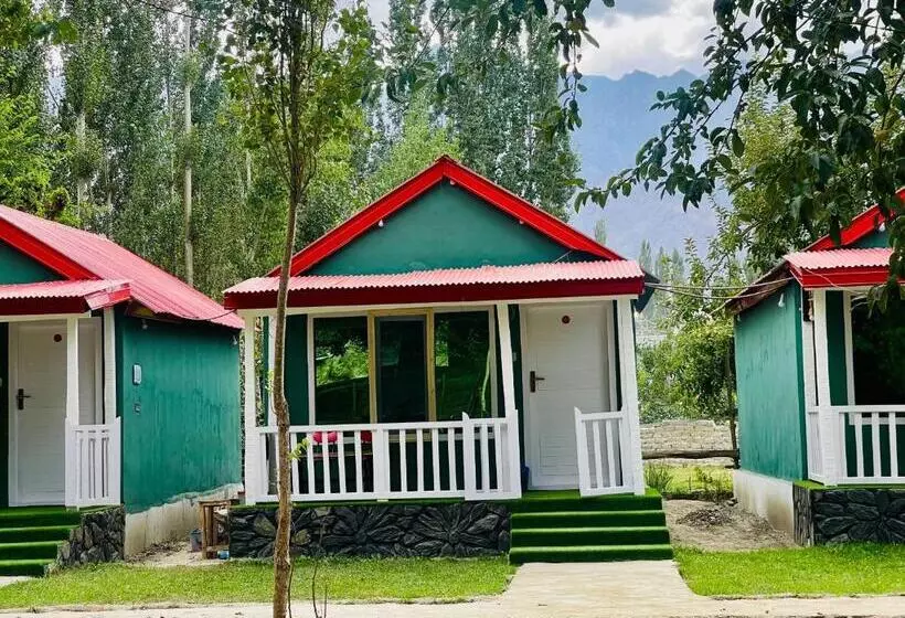هتل The Mountain Cottage Skardu