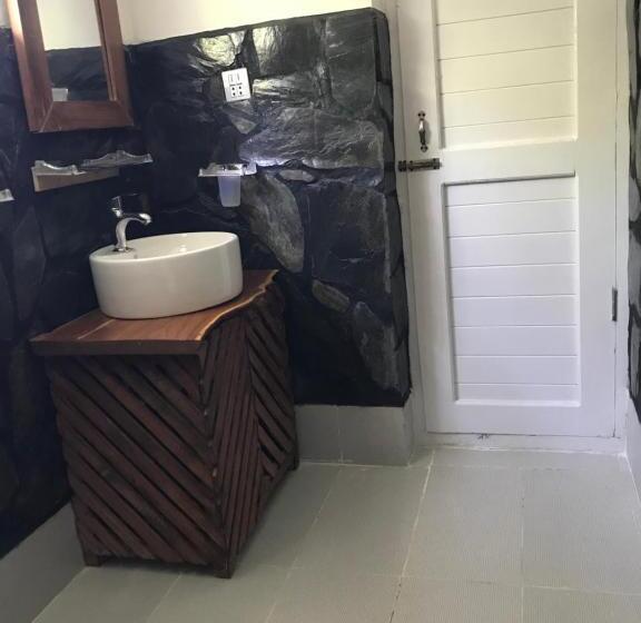 هتل The Mountain Cottage Skardu