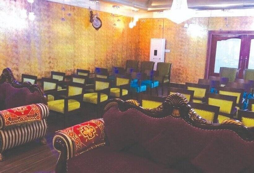 Hotel The Royal Suite