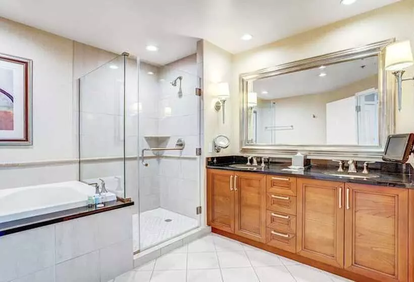 هتل Awesome New Mgm Signature Condo