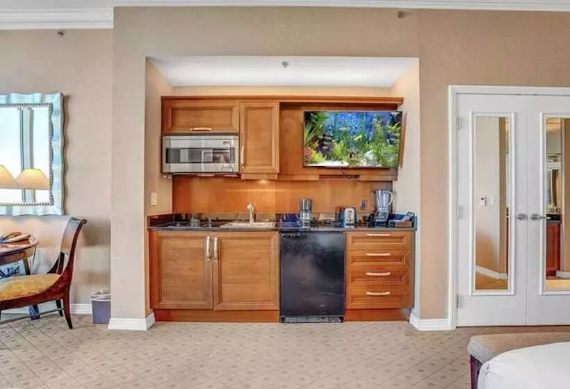 هتل Awesome New Mgm Signature Condo