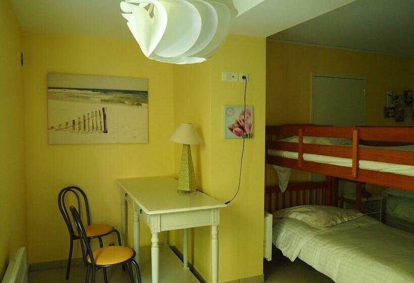 Отель Hôtel Le Vivier Wissant   Centre Village