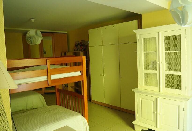 Отель Hôtel Le Vivier Wissant   Centre Village