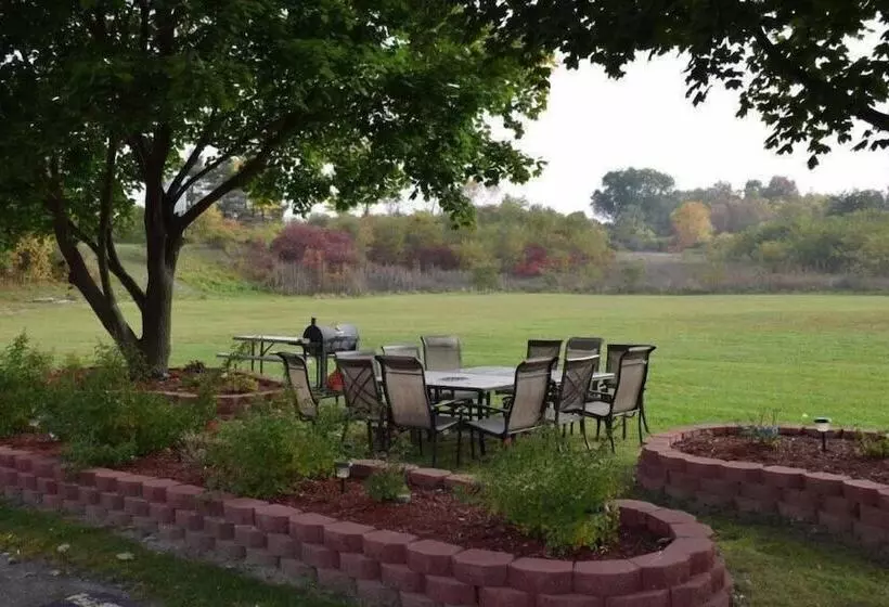 Motelli Relax Inn Elmira