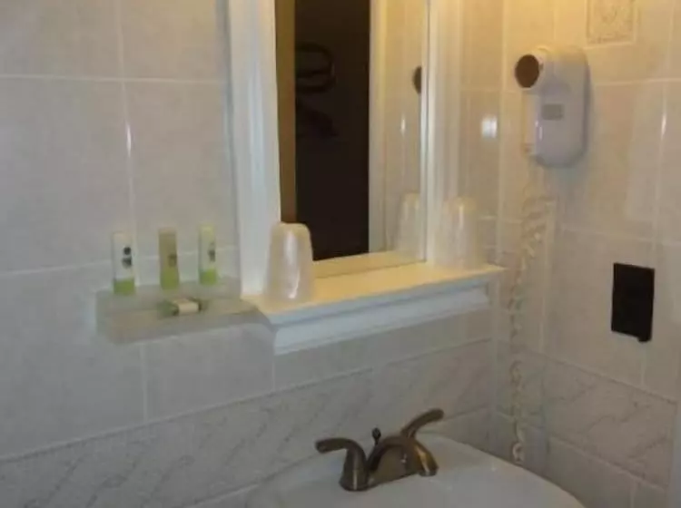 Motelli Relax Inn Elmira