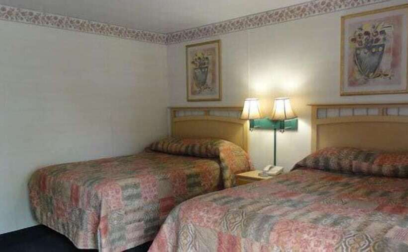 Motel Relax Inn Elmira