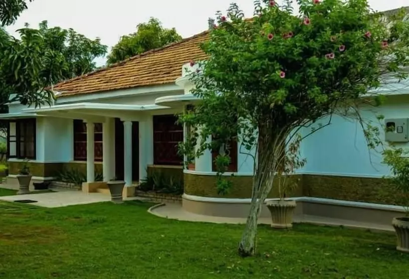 ペンション Ralahami Bungalow