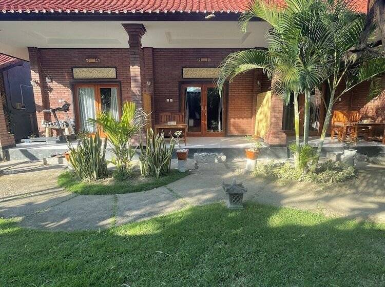 膳宿费 Tebu Menjangan Homestay