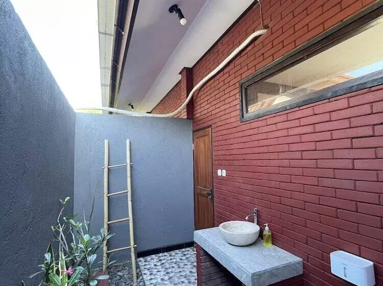 Majatalo Tebu Menjangan Homestay