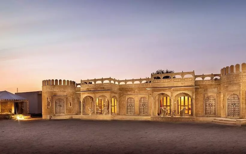 Lomakeskus Foxoso Luxury Camps