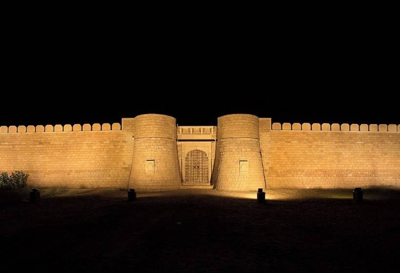 منتجع Foxoso Luxury Camps