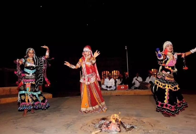 Lomakeskus Foxoso Luxury Camps