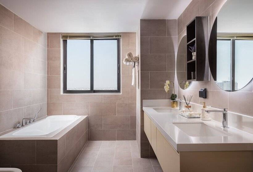 Tk Central Serviced Apartments