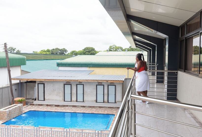 בית מלון כפרי Gloria Inn