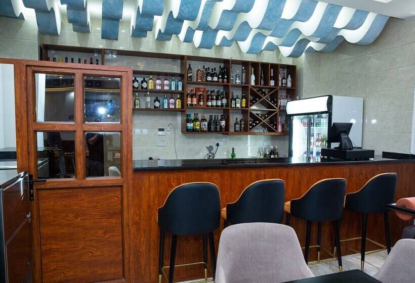 בית מלון כפרי Gloria Inn