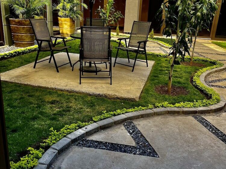 בית מלון כפרי Gloria Inn