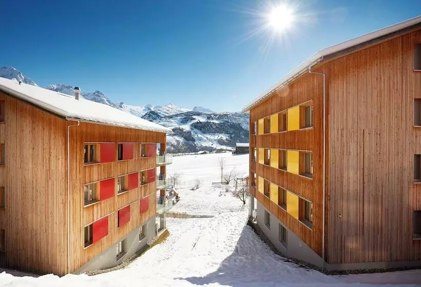 Hotelli Reka-feriendorf Disentis