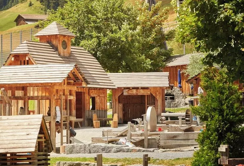 Hotelli Reka-feriendorf Disentis