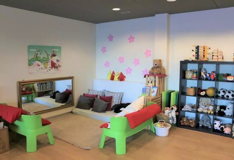 Hotelli Reka-feriendorf Disentis