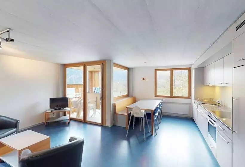 Hotelli Reka-feriendorf Disentis