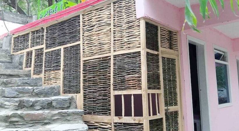 پانسیون Wazeer One Hotel & Guest House Shigar