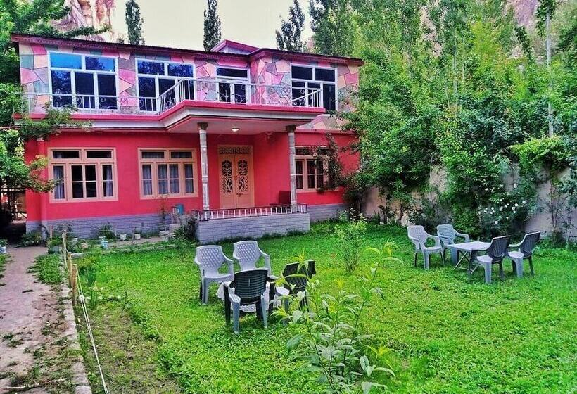 پانسیون Wazeer One Hotel & Guest House Shigar