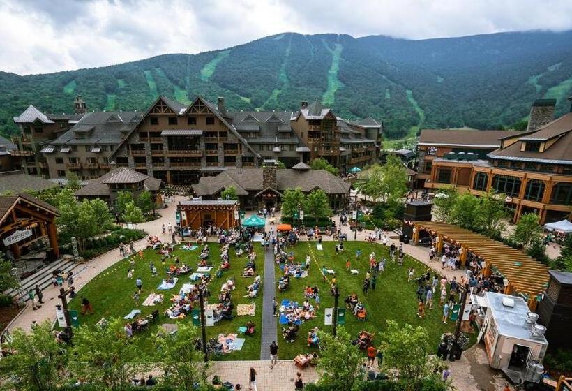 Resort 319 Lodge At Spruce Peak Ski In Ski In Ski Out King Studio